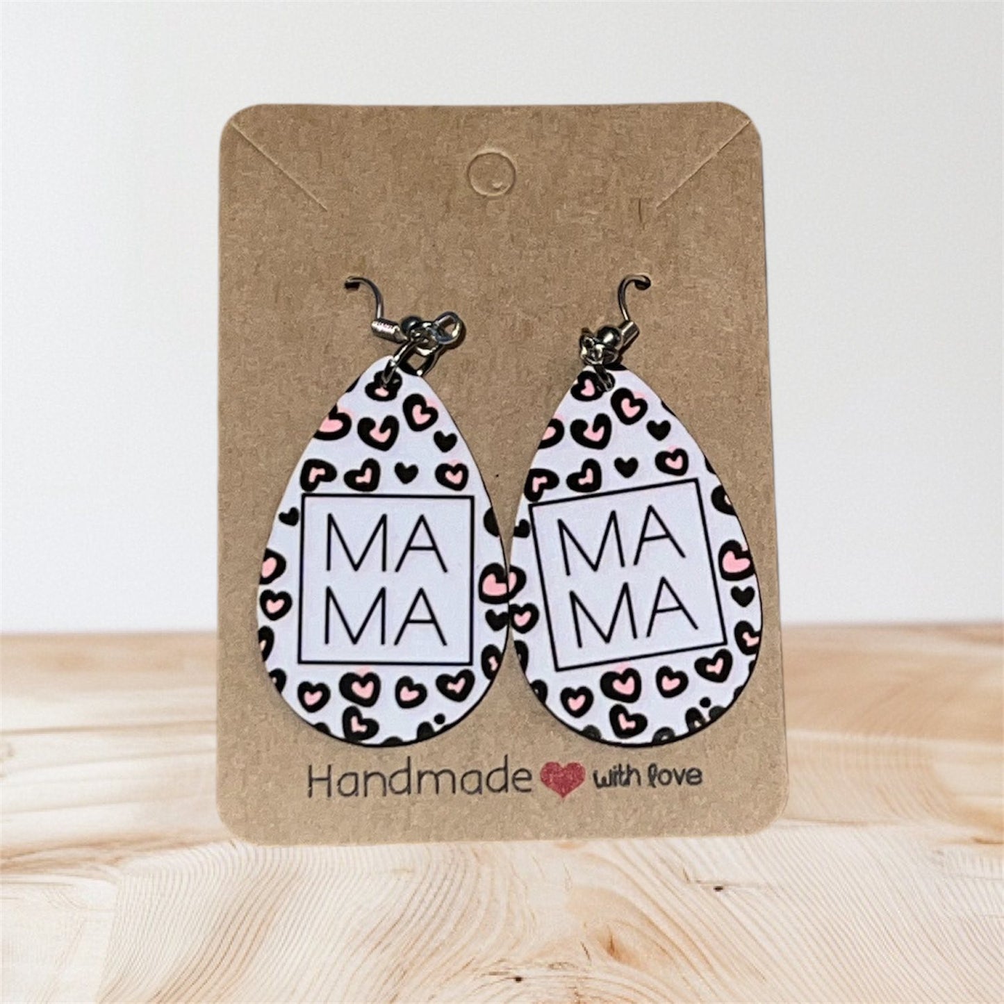 Cute Mama Heart Earrings — Perfect Gift for Moms